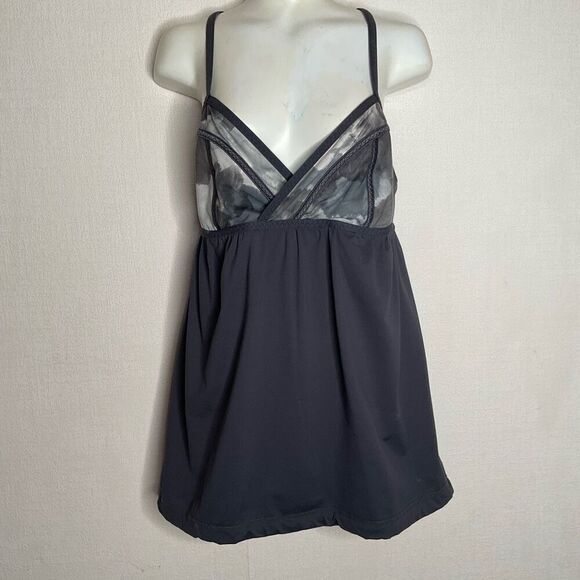 Lululemon Women's Sz‎ 8 Rehearsal Tank Top Strappy Workout Athletic Yoga Shirt - Picture 3 of 10